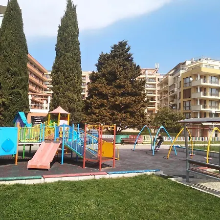 Apartment Studio Vigo Panorama Beach, Larisa. Nesebar